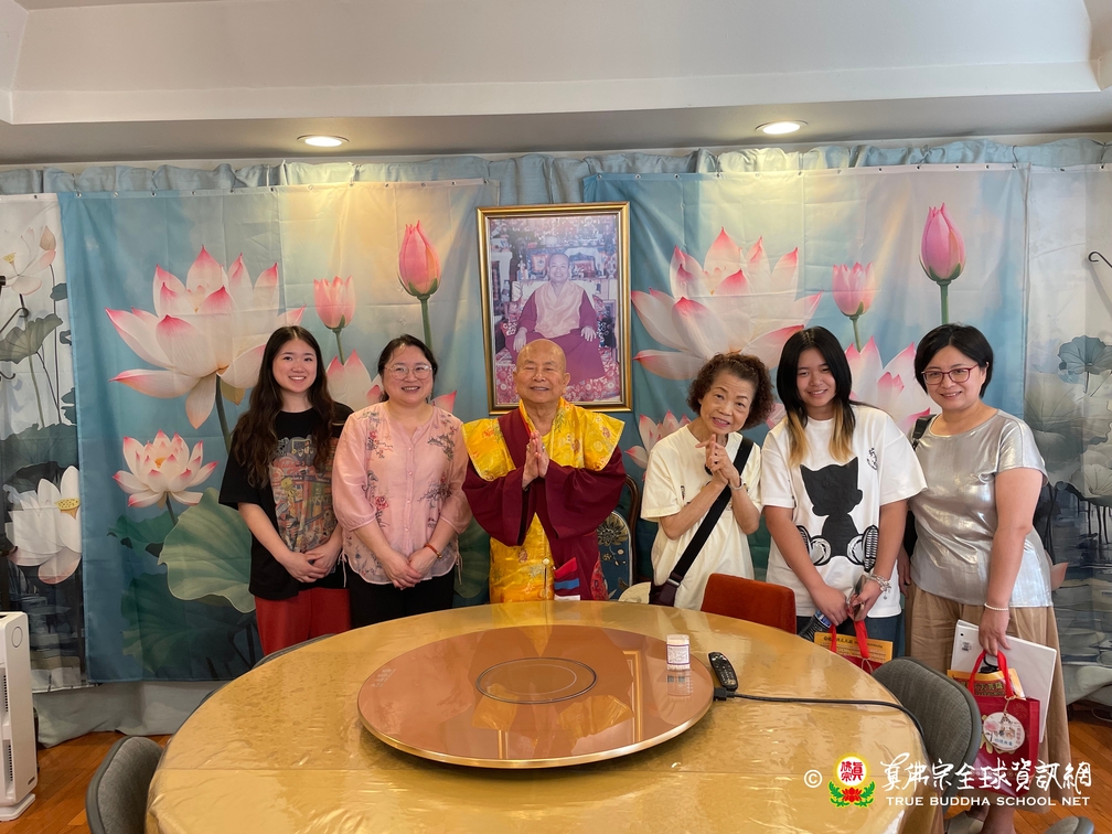2025年8月13日 西雅圖雷藏寺接待Redmond市華人歷史研究團隊