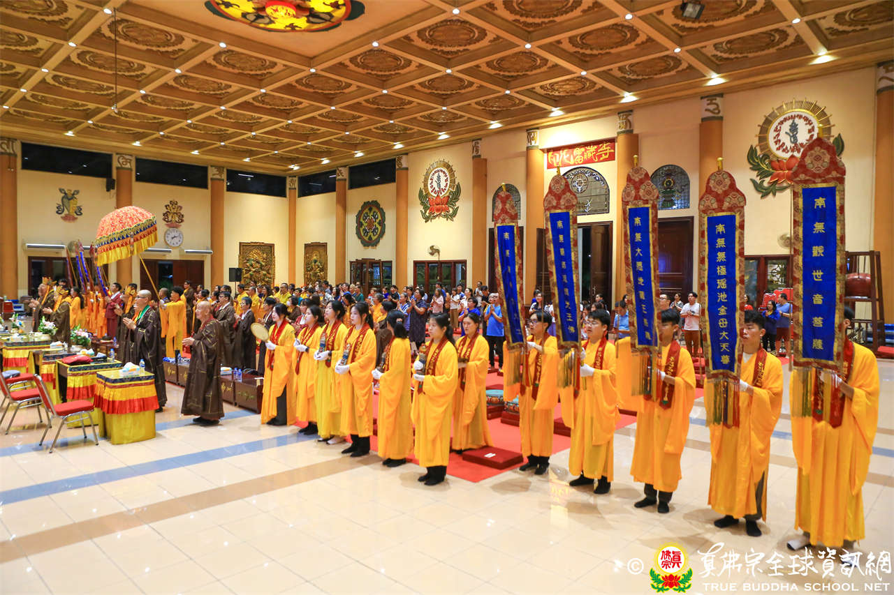 真佛宗首次印尼雷藏寺八關齋戒圓滿報導